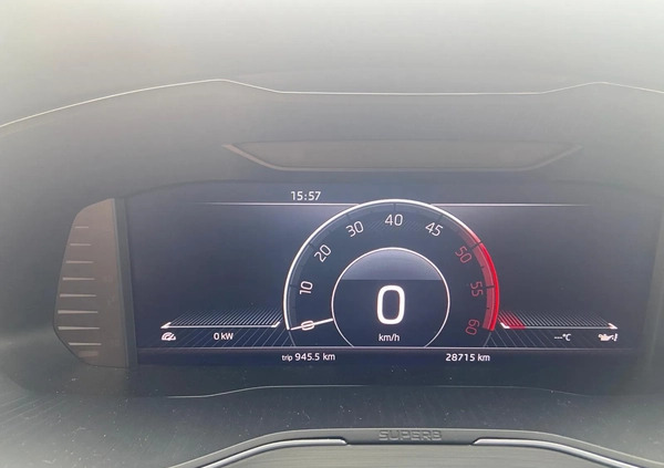 Skoda Superb cena 145000 przebieg: 28715, rok produkcji 2020 z Torzym małe 277